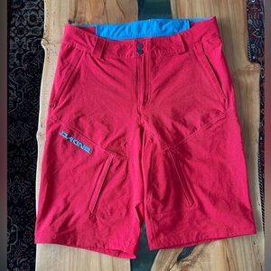 NWOT Dakine Syncline MTB Bike Shorts